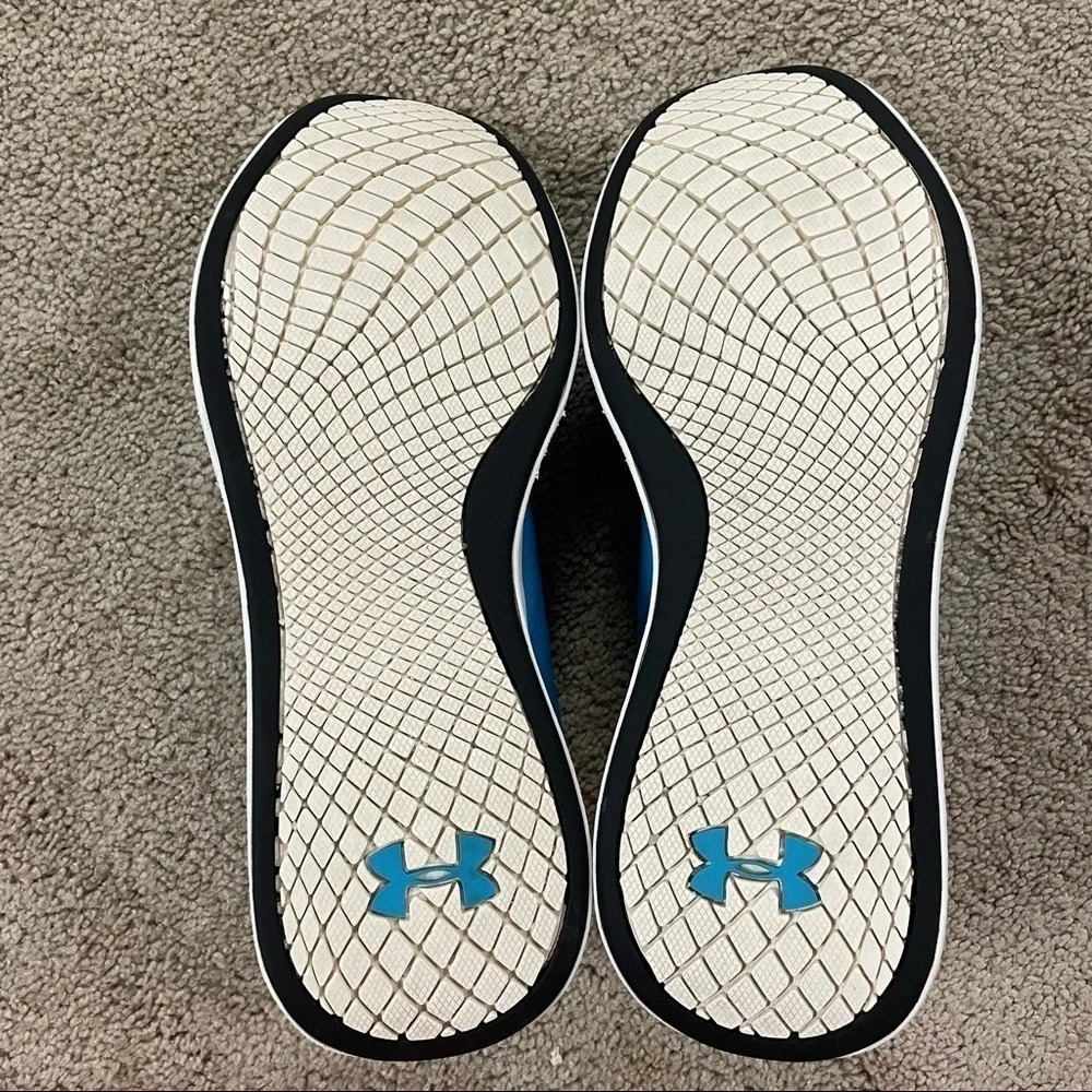 Under Armour Charged Aurora Sneakers women’s 3022619-400 Bleu - Picture 11 of 13